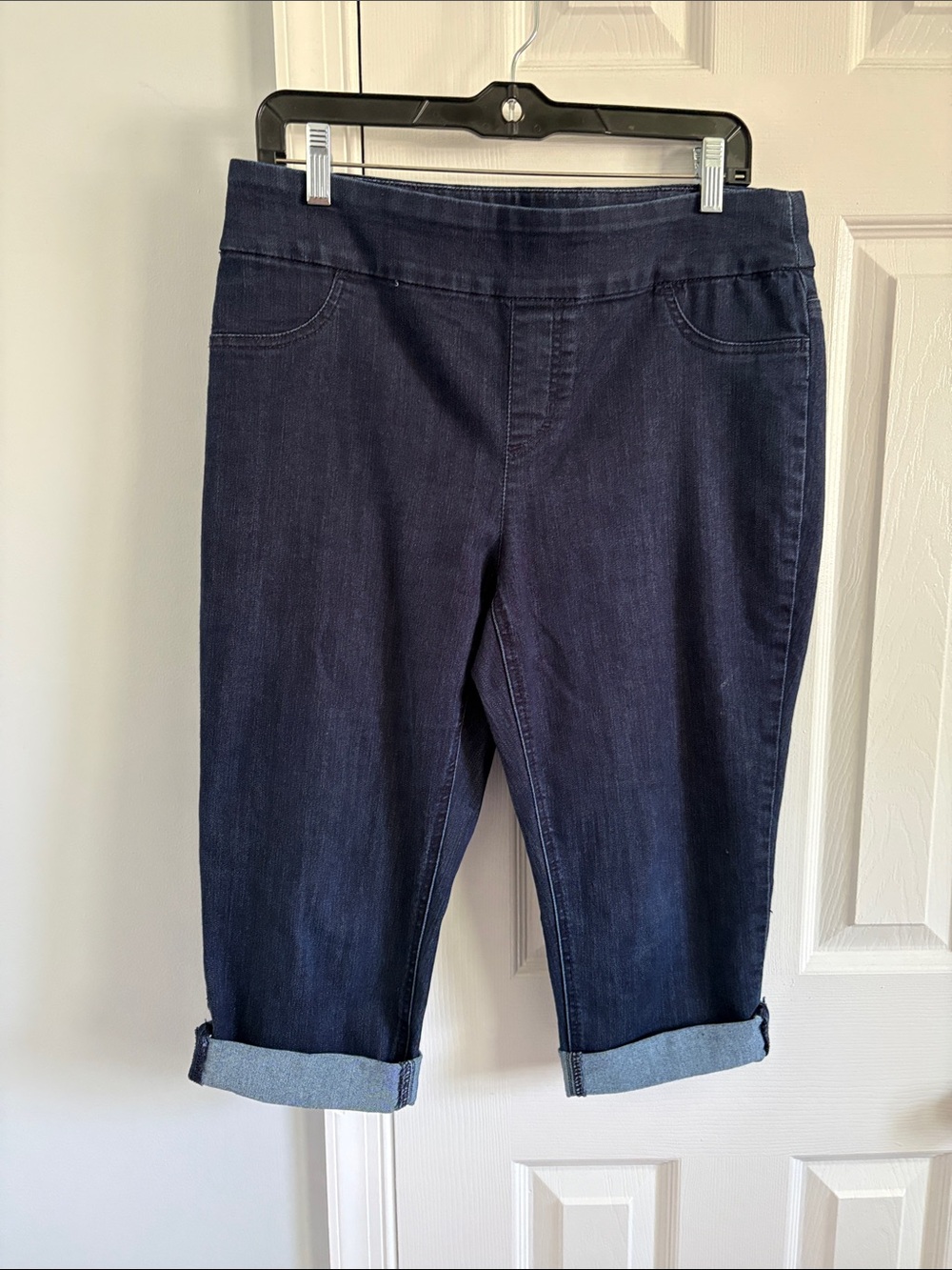Chico's Dark Blue Cropped Stretch Pull On Elastic Waist Denim Capris Sz 1 (M/8)